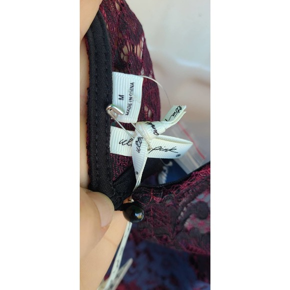 NWT Ultra Pink Sleeveless Floral Lace Top‎ Medium - Picture 3 of 5